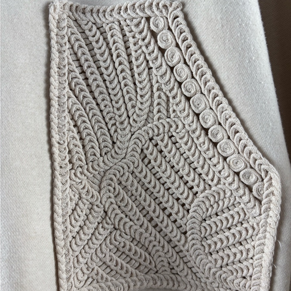 ZARA Women’s Light Beige Round Neck Sweatshirt Tricot Patch Pockets Size Medium - Picture 7 of 15